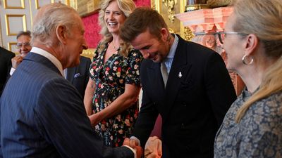 David Beckham resmen 'şövalye' oldu