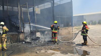 Balıkesir toptancı sebze halinde yangın