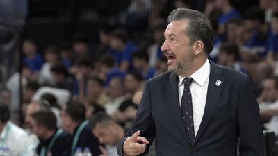 Anadolu Efes'te Luca Banchi dönemi sona erdi