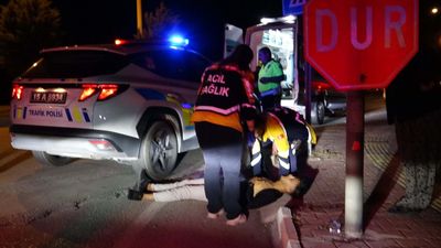 Burdur'da kaza yaptıktan sonra alkolün etkisiyle yere yığıldı