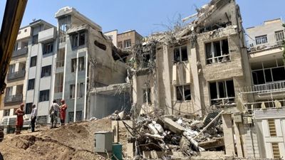 Füzeler ateşlendi: İsrail-İran arasındaki misilleme sürüyor