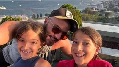 Gökhan Özen'in kızları kocaman oldu