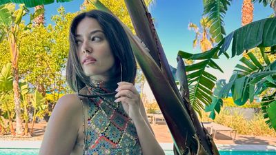 Pelin Akil Anıl Altan'ı paylaştı