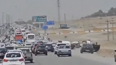 İranlılar Tahran'dan çıkış yapıyor