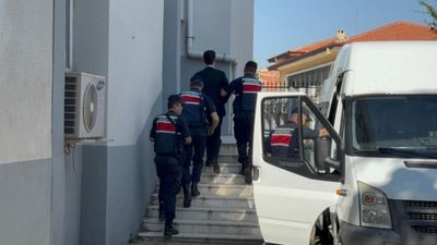 İyi Partili belediye meclis üyelerine rüşvetten gözaltı