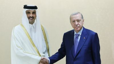 Katar Emiri ile görüştü