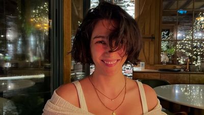 Aybüke Pusat Japonya'da