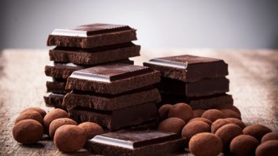 Çikolata severlere kötü haber: Fazla çikolata tüketmenin 6 zararı