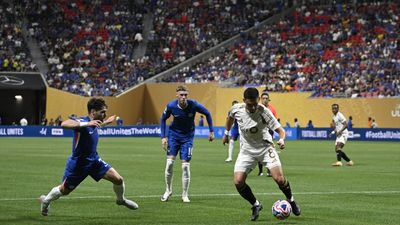 FIFA Kulüpler Dünya Kupası'nda statlardaki boşluklar dikkat çekti