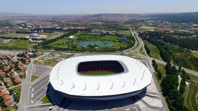 Eskişehir Yeni Stadyumu'na Fethi Heper'in adı verildi