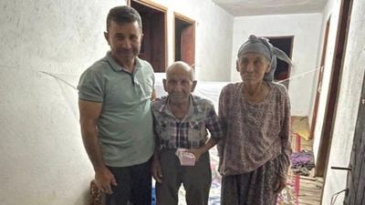 Antalya'da yangında tüm parasını kaybeden yaşlı adama devlet sahip çıktı