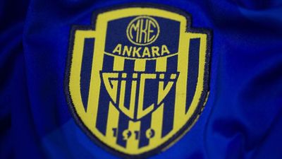 Ankaragücü'nden öğrencilere karne hediyesi