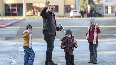 BM: Komşu ülkelerdeki Suriyeli mülteciler geri dönüyor