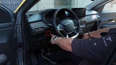 Taksilere 'panik butonlu ve kameralı' takip sistemi