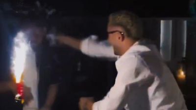 Barış Alper Yılmaz, arkadaşının kafasında tabak kırdı