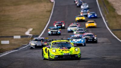 Ayhancan Güven, Nürburgring 24 Saat Yarışı'nda ikinci oldu