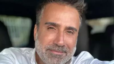 Emrah'ın oğlu Elyesa babasının yeni şarkısını söyledi! Videoya yorum yağdı