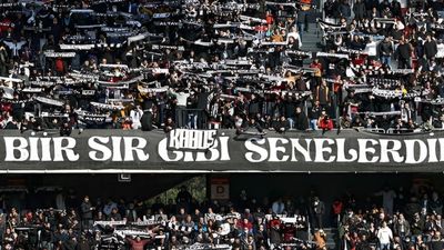 111 yıllık camiaya şok: Armaya haciz geldi