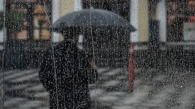 Aşırı sıcaklar yerini sağanak yağışlara ve serin havaya bırakıyor