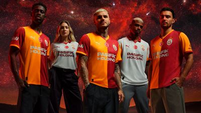 Galatasaray yeni sezon formalarını tanıttı