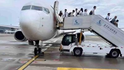 Çin'de yolcu uçağı zorunlu iniş yaptı