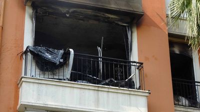 İsviçre'den Antalya'ya tatile gelen ailenin evi kül oldu