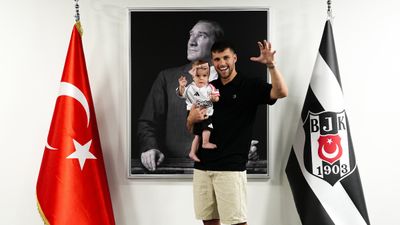 Beşiktaş’ın esprili David Jurasek paylaşımı