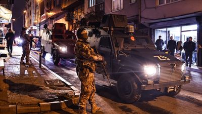 İstanbul'da terör operasyonları: 29 şüpheli gözaltında