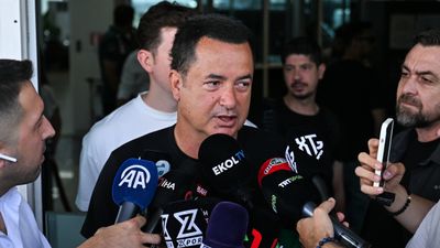 Acun Ilıcalı, Fenerbahçe sorusuna yanıt verdi: Ben bu işlerden yırttım