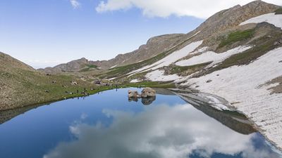 Tunceli’nin saklı güzelliği: Buyer Gölü doğaseverlerin yeni gözdesi