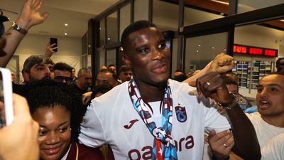 Trabzonspor'un transferde anlaştığı Onuachu şehre geldi