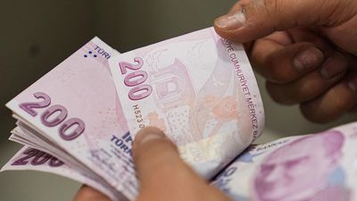SON DAKİKA! En düşük emekli maaşına zam teklifi komisyondan geçti