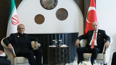 Cumhurbaşkanı Erdoğan'dan Azerbaycan'da diplomasi trafiği