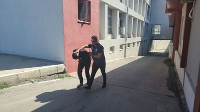 Adana'da 'sazan sarmalı' dolandırıcılığı: Gerçek ev sahibine hiç para ulaşmadı
