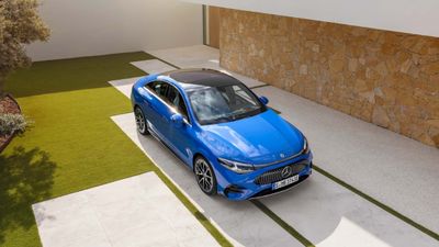 Mercedes, yeni CLA modelinin üretimini artırıyor: Nedeni yüksek talep
