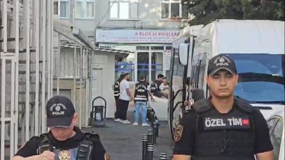 İstanbul'da yolsuzluk soruşturmasında 13 şüpheli sağlık kontrolünde