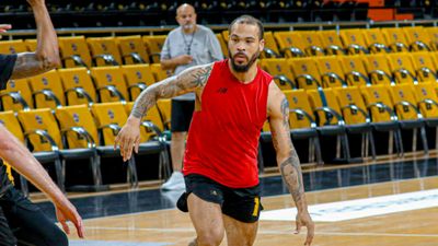Mersin Spor, Justin Cobbs ile yeniden anlaştı