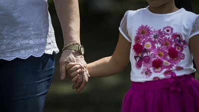 Kahramanmaraş'ta deprem sonrası 319 çocuk koruyucu ailesine kavuştu