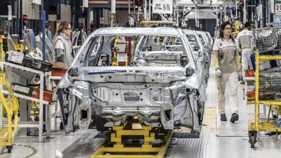 KAP’a bildirildi: Otomotiv devi üretimlerini durduruyor!