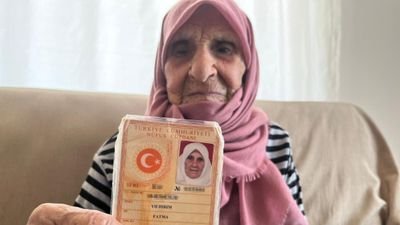 Antalya'da 101 yaşında olan kadın torununun torununu görmeyi başardı