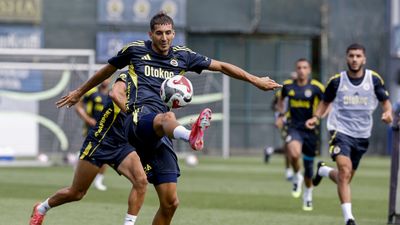 Fenerbahçe'nin kamp kadrosu açıklandı