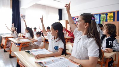 MEB düğmeye bastı: Okullarda yeni zorunluluk! 81 ilin tümünde uygulanacak