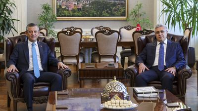 Özgür Özel'den Yargıtay Cumhuriyet Başsavcısı Şentürk'e ziyaret