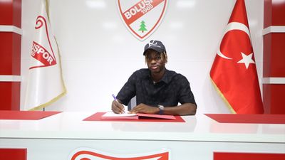 Boluspor, Rasheed Akanbi ile sözleşme imzaladı