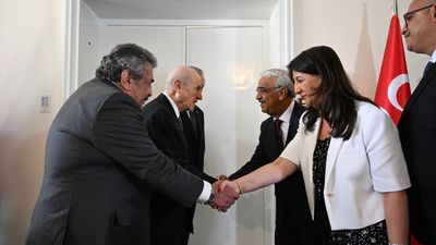 Devlet Bahçeli-İmralı heyeti görüşmesi