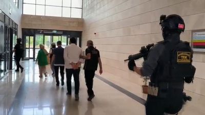 Afyonkarahisar'da FETÖ operasyonu: 6 gözaltı