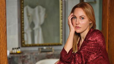 Meryem Uzerli'nin büyük kızı Lara 11 yaşında! Güzelliği gündem oldu