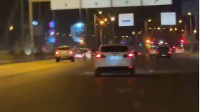 Ankara'da trafiğe çıkan çocuk sürücü kamerada