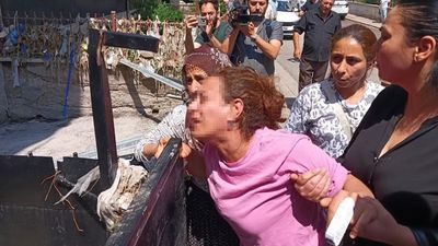 Ankara'da sel nedeniyle evinde çocuğuyla mahsur kaldı: O anları öfkeyle anlattı