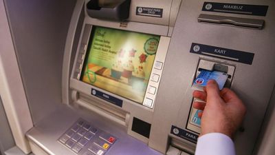 ATM'lerde yeni dönem: 6 ayda bir şifre değiştirme zorunlu oluyor